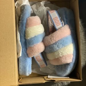 Brand new Ugg slides